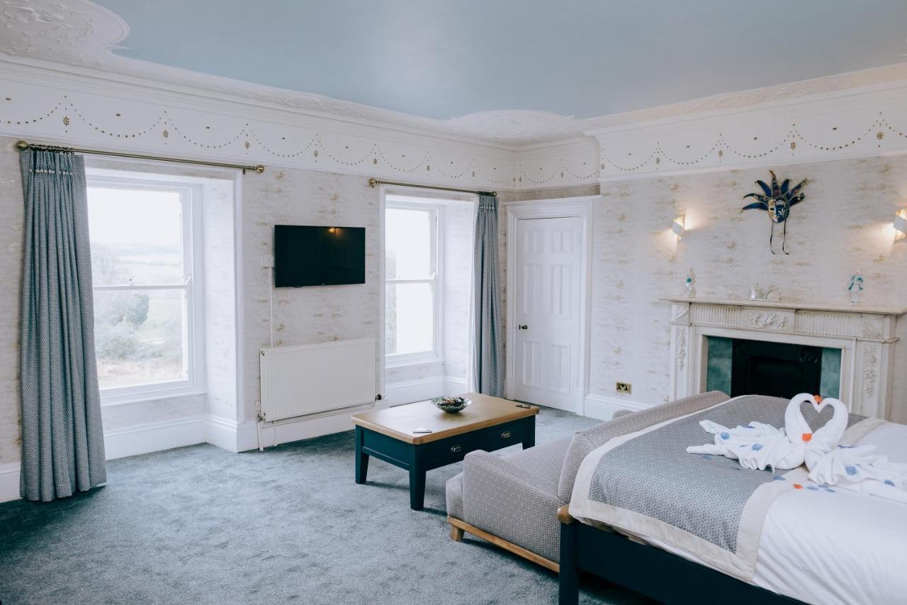 브리젠드 Court Colman Manor 게스트하우스 외부 사진